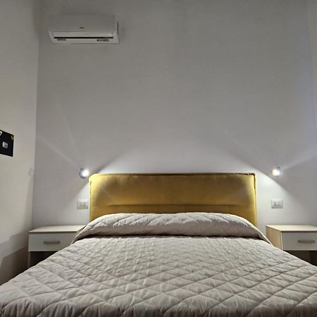 La Casa Di Nina Bed & Breakfast Palermo Exterior photo