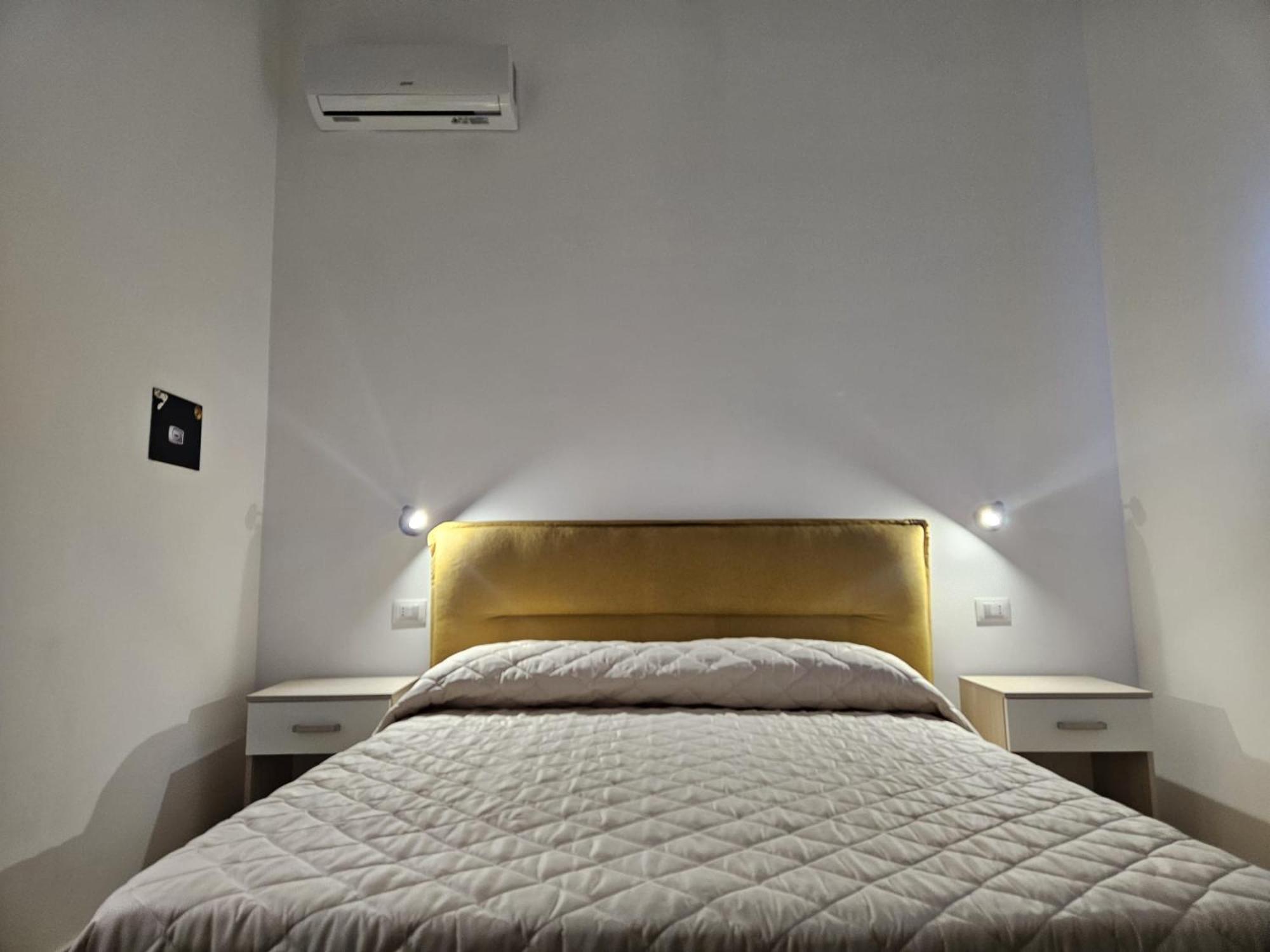 La Casa Di Nina Bed & Breakfast Palermo Exterior photo